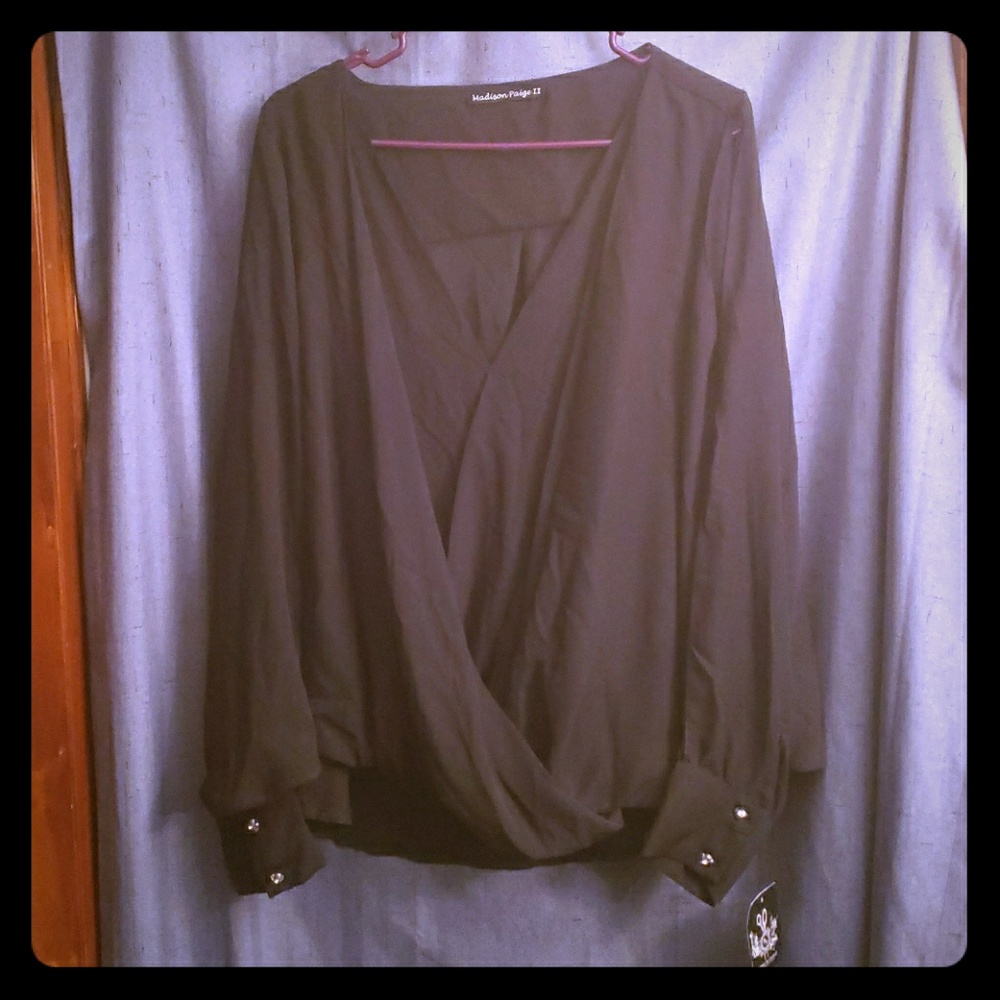 Madison page 2x open 2 slits shirt